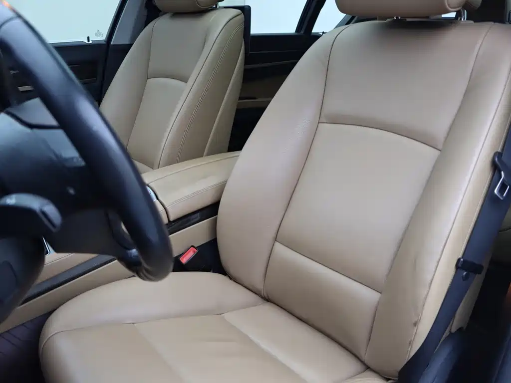 BMW 7 Series — миниатюра 7