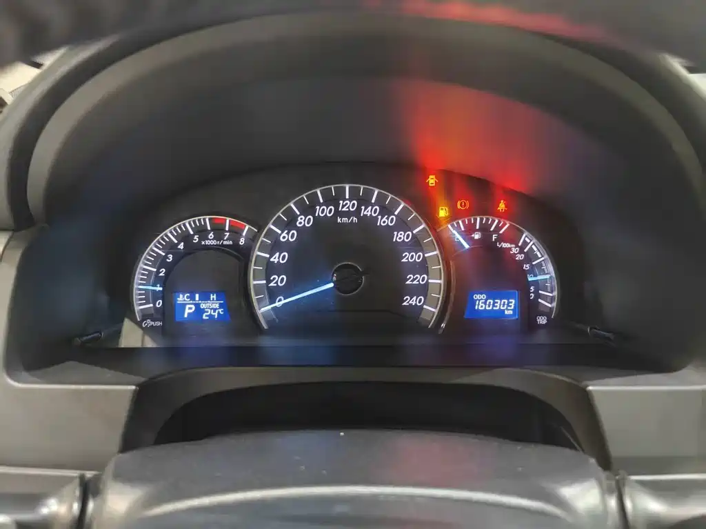Toyota Camry — миниатюра 10