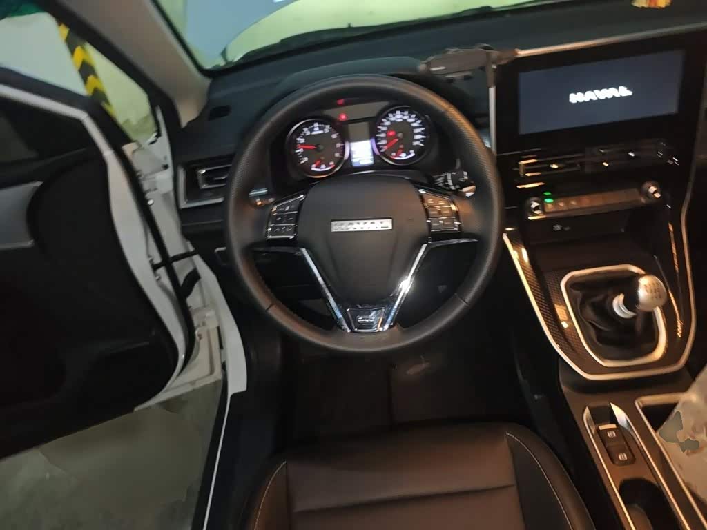 Haval Haval M6 1.5 л 2024 г. Белый, пробег 18900 км