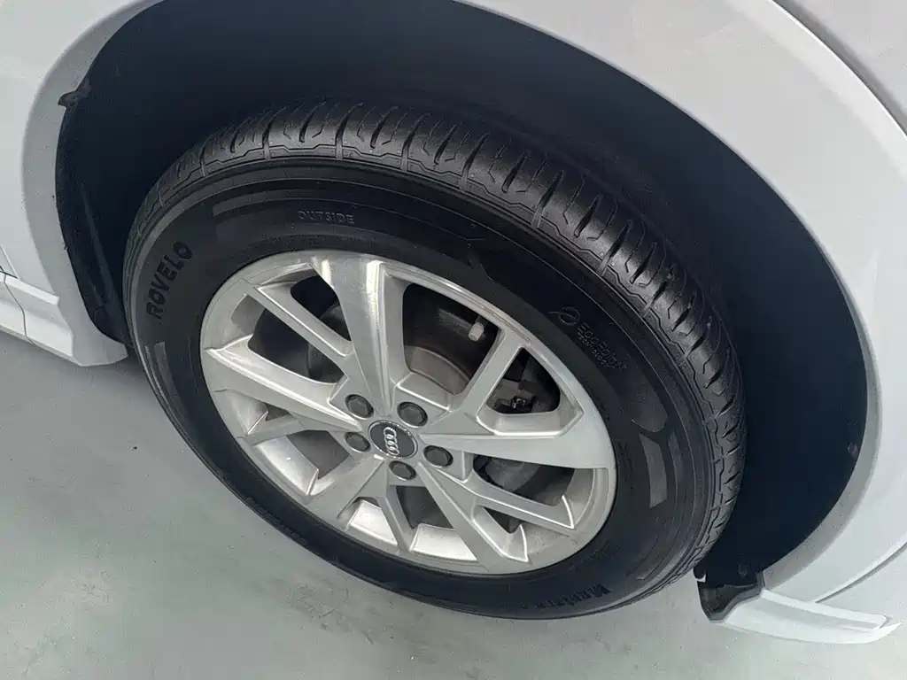 Audi Q3 — миниатюра 5