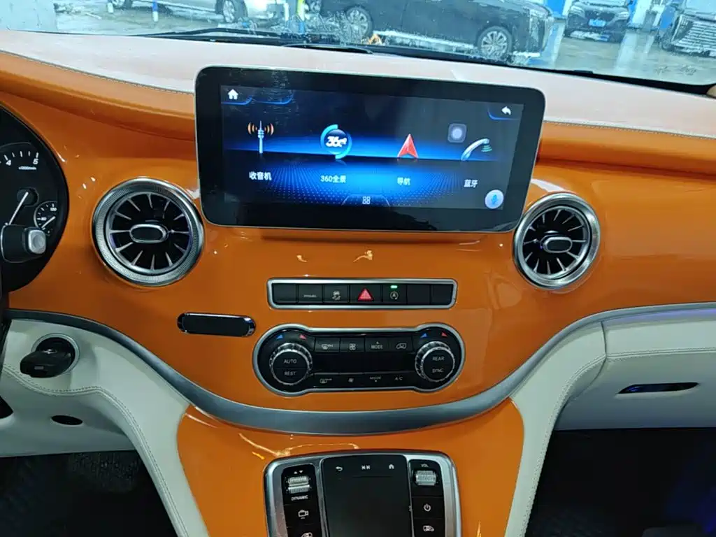 Mercedes-Benz Vito — миниатюра 13
