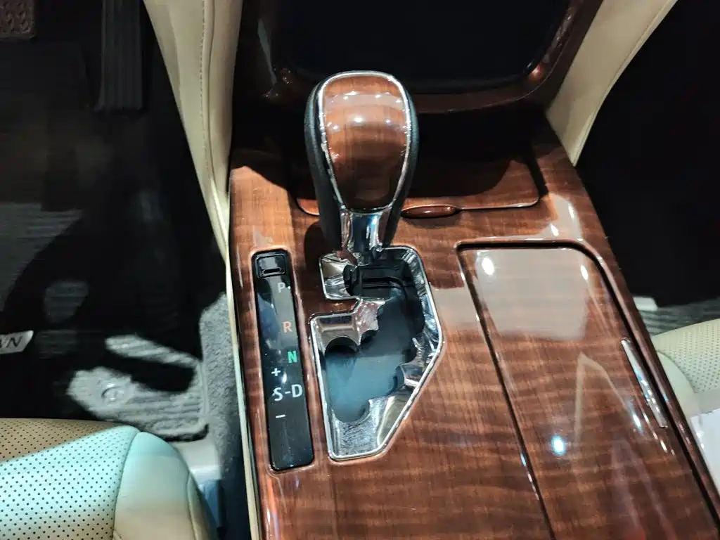Toyota Crown 2015 2.5L Smart