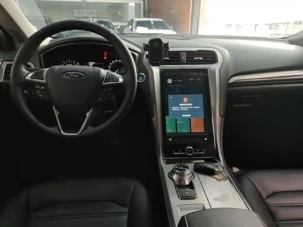 Ford Mondeo — миниатюра 10