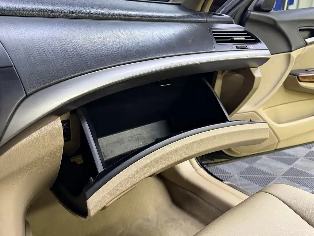Honda Accord — миниатюра 37