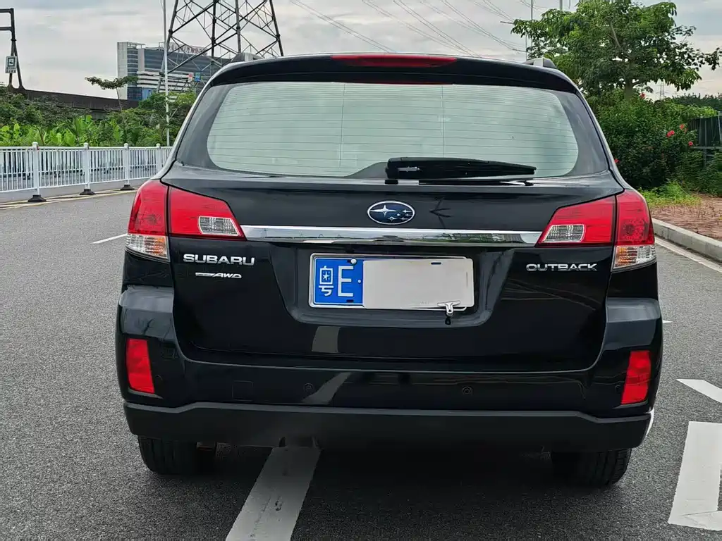 Subaru Outback 2010 3.6R Luxury