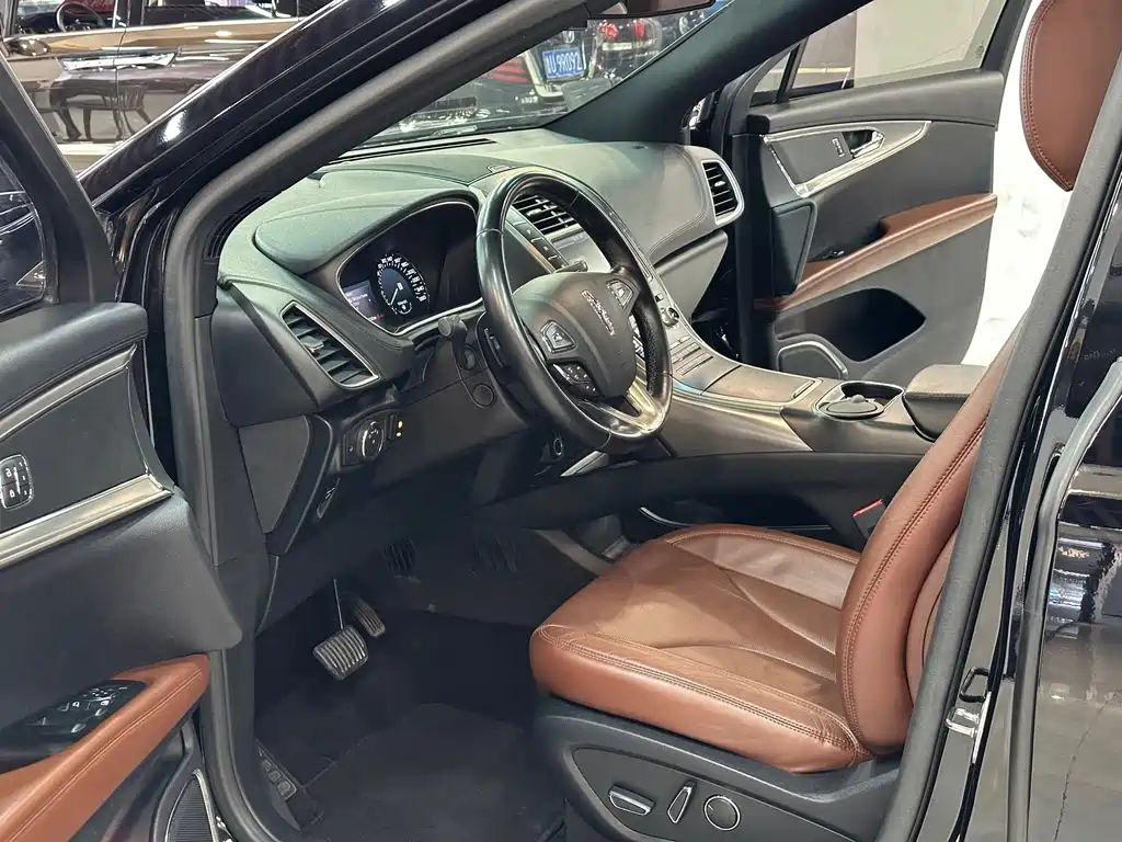 Lincoln MKX — миниатюра 8