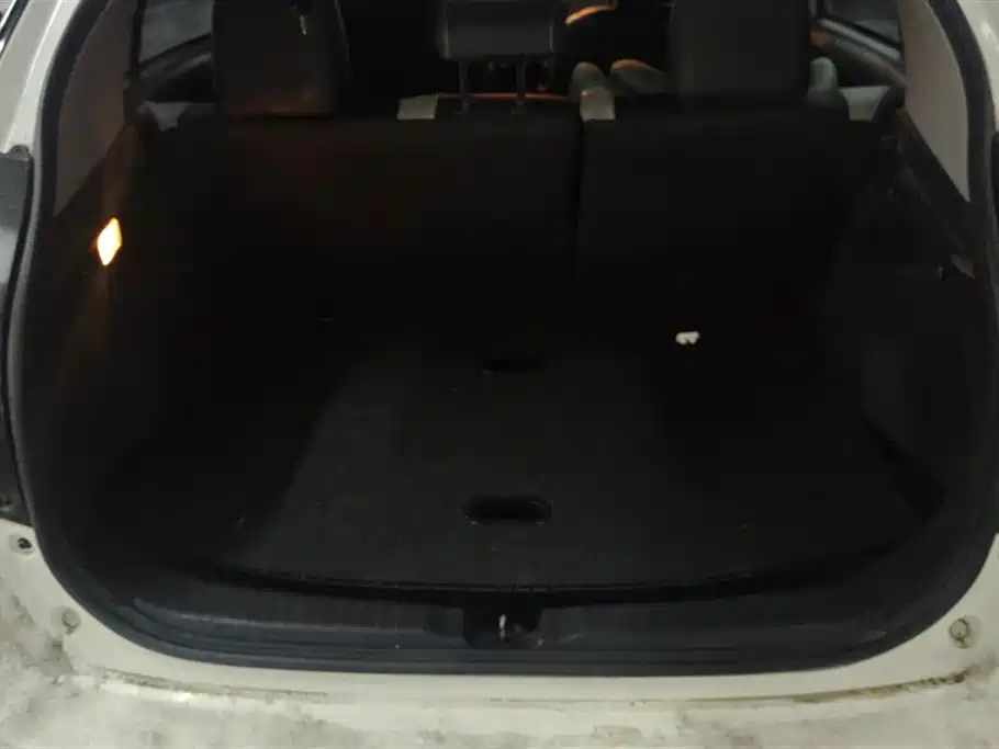 TOYOTA YARIS L ZHIXUAN