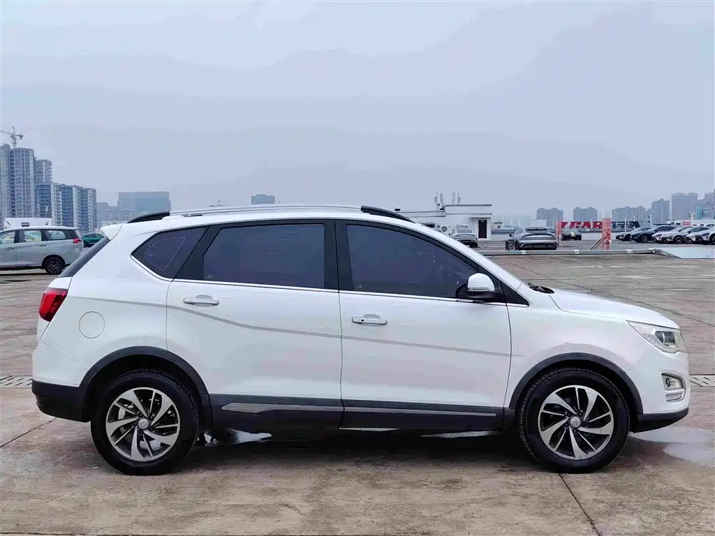 Baojun 560 — миниатюра 3