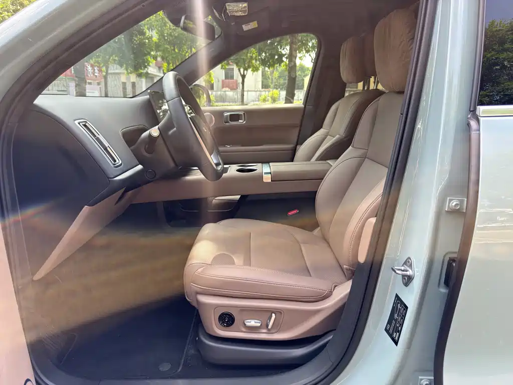 Li Auto Li L6 — миниатюра 10