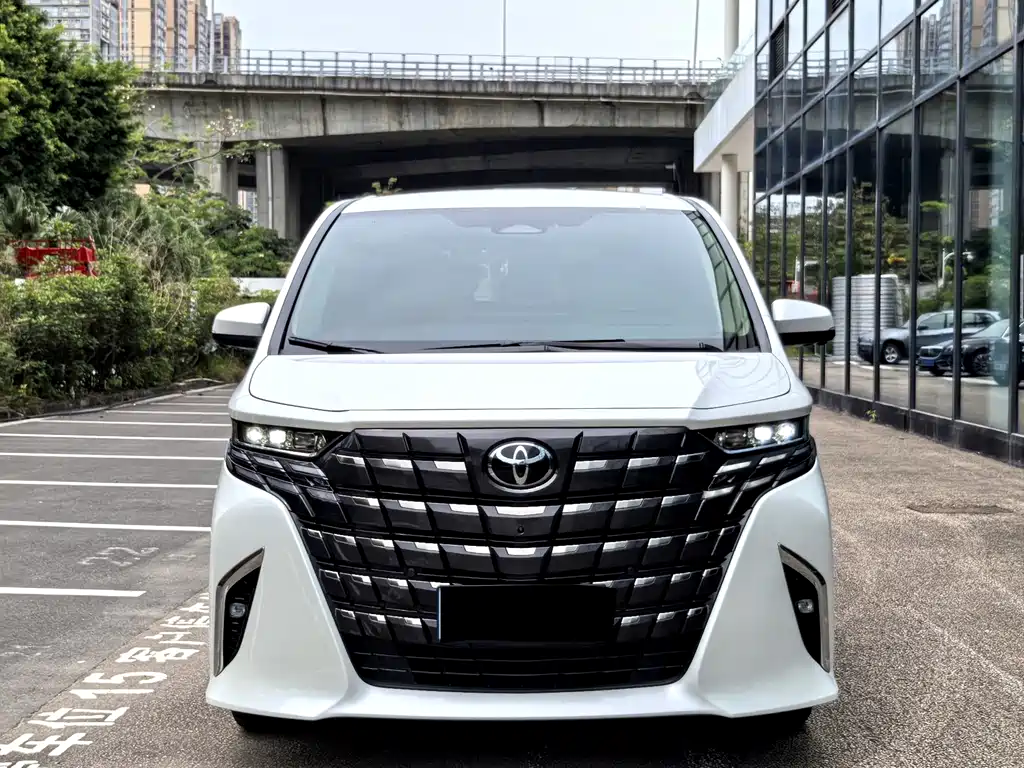 Toyota Alphard 2024 2.5L Premium