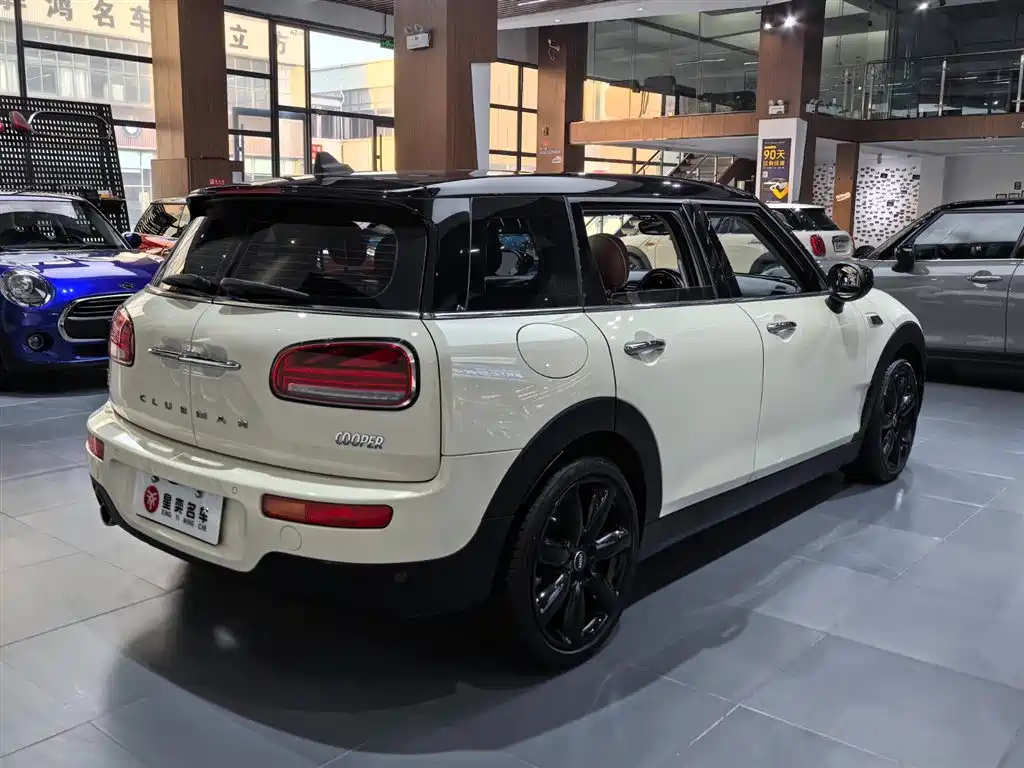 MINI CLUBMAN