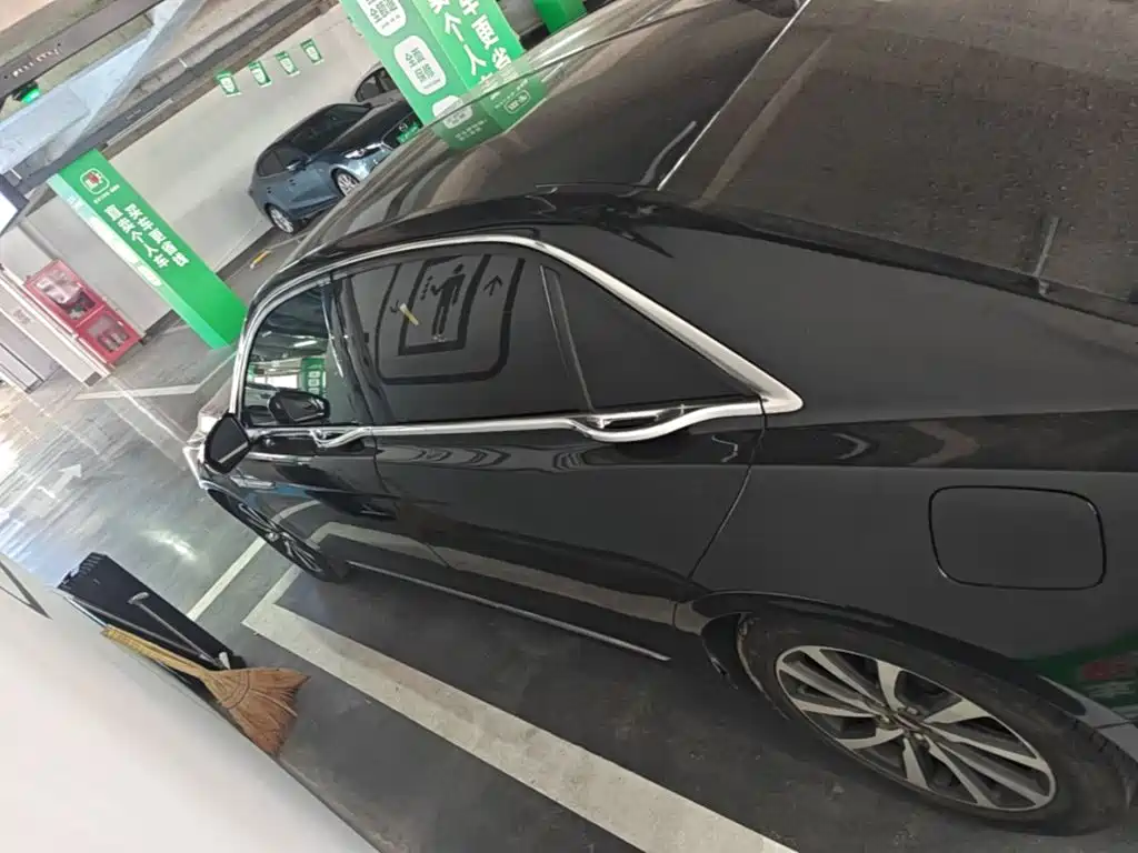 Lincoln Continental — миниатюра 25