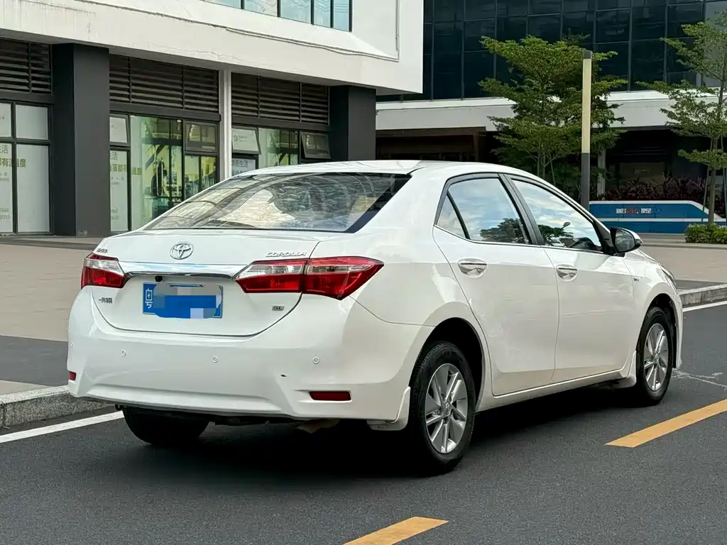Toyota Corolla — миниатюра 5