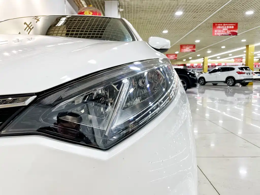 Changan Eado XT 1.6L Manual Handsome Type, фото 7