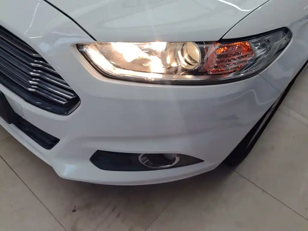 Ford Mondeo — миниатюра 24
