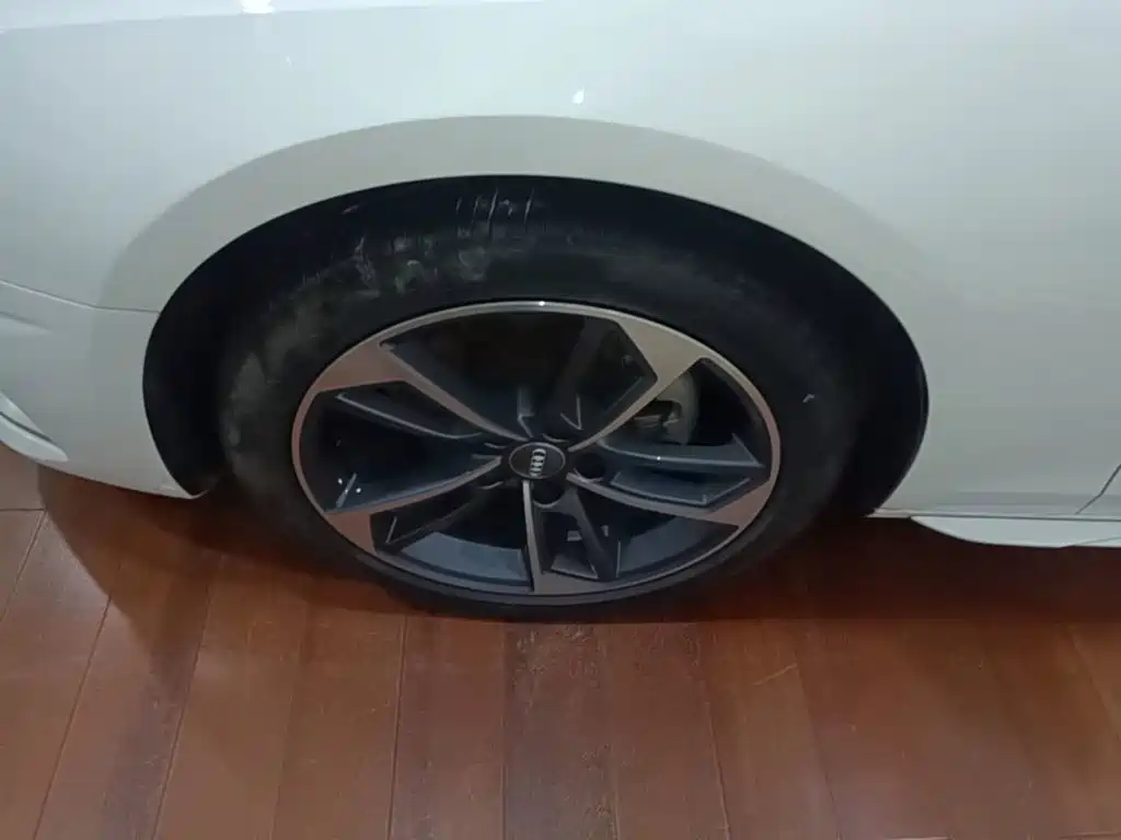Audi A4L — миниатюра 23