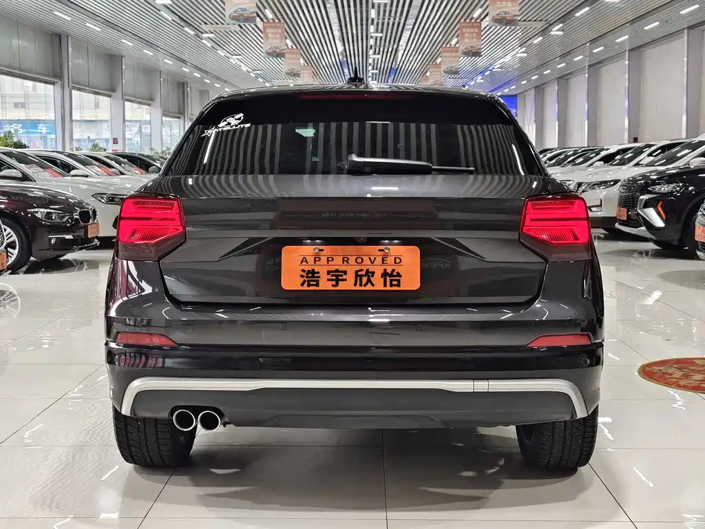 AUDI Q2L