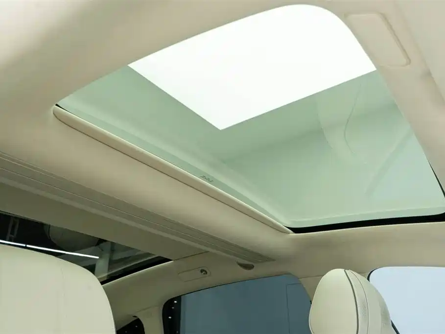 AITO ENJOY THE WORLD S9