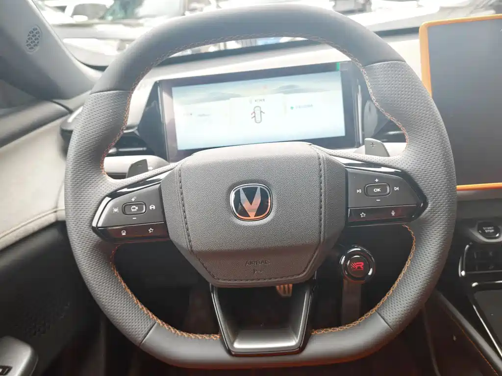 Changan UNI-V 2025 1.5T 500Bar Luxury Sport