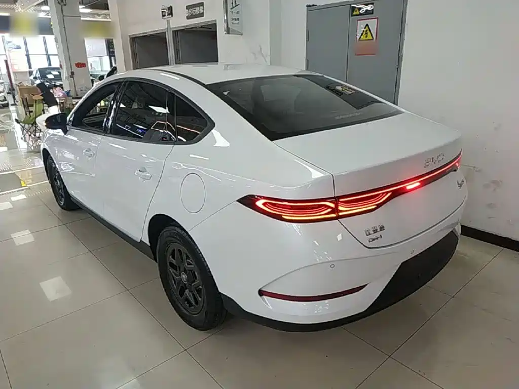 BYD Qin PLUS — миниатюра 5