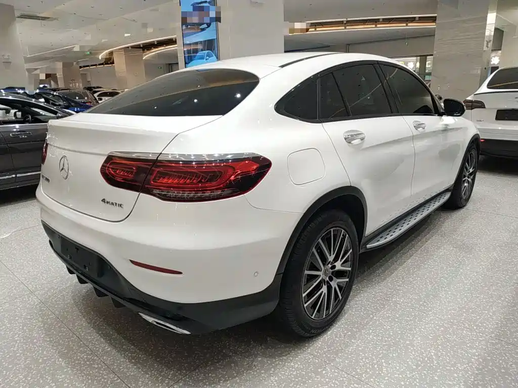 Mercedes-Benz GLC 2020 GLC 300 4MATIC SUV