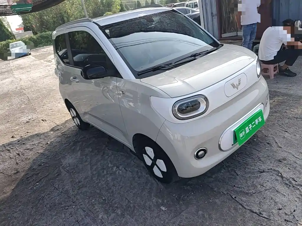Wuling MINIEV — миниатюра 4