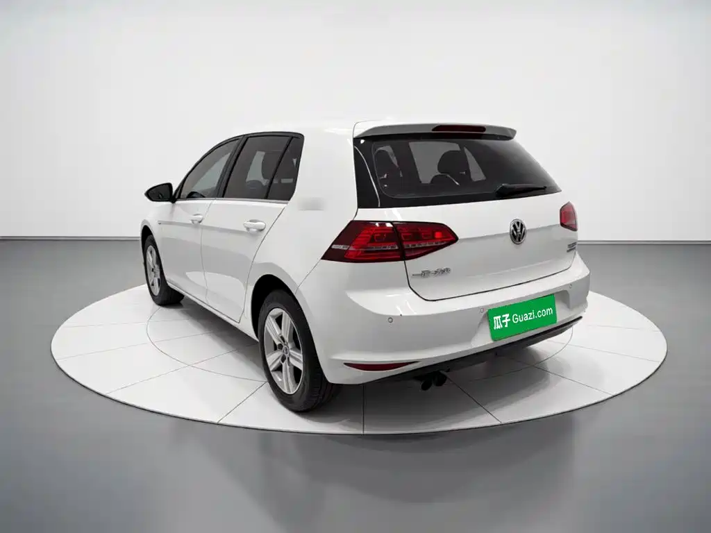Volkswagen Golf 2017 230TSI AT Comfort