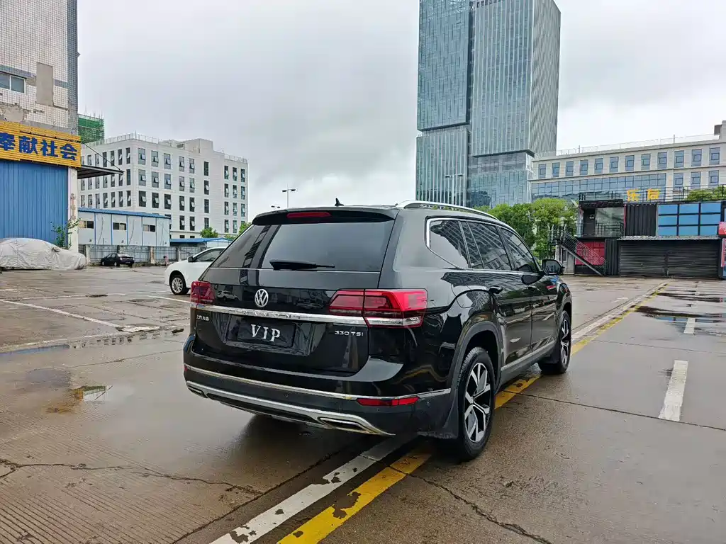 Volkswagen Teramont 330TSI 2WD Luxury Edition, фото 7