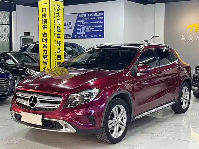 MERCEDES-BENZ GLA 2017