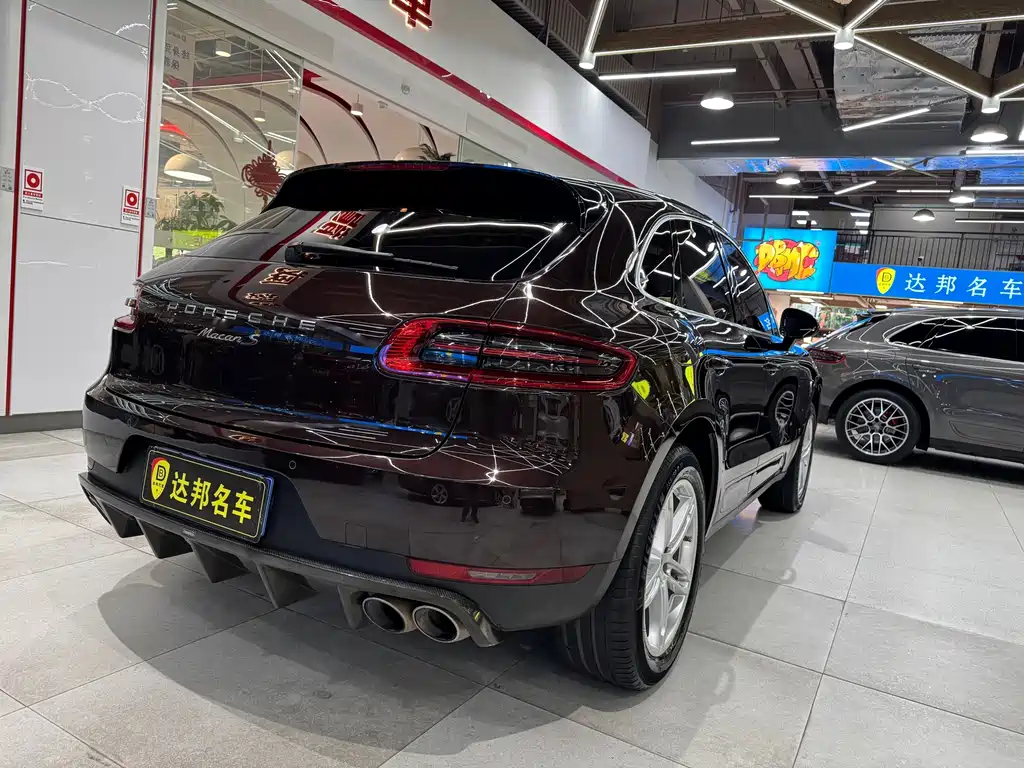 Porsche Macan — миниатюра 13