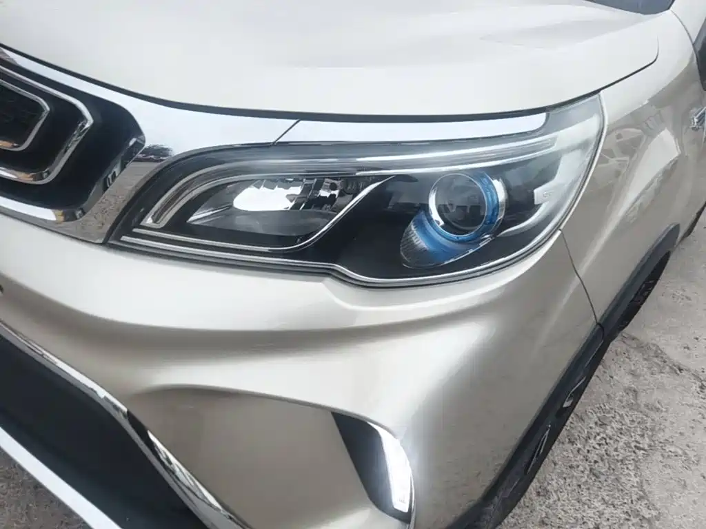Geely Vision X3 — миниатюра 24
