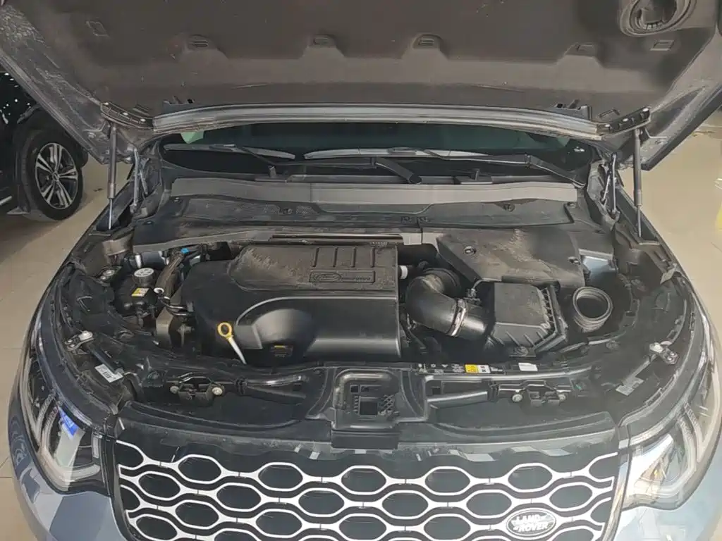 Land Rover Discovery Sport — миниатюра 20