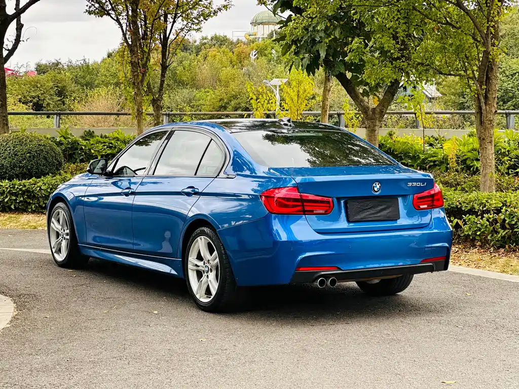 BMW 3 Series — миниатюра 9