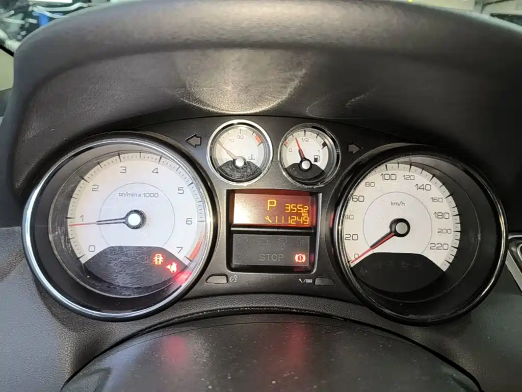 Peugeot 308 — миниатюра 12