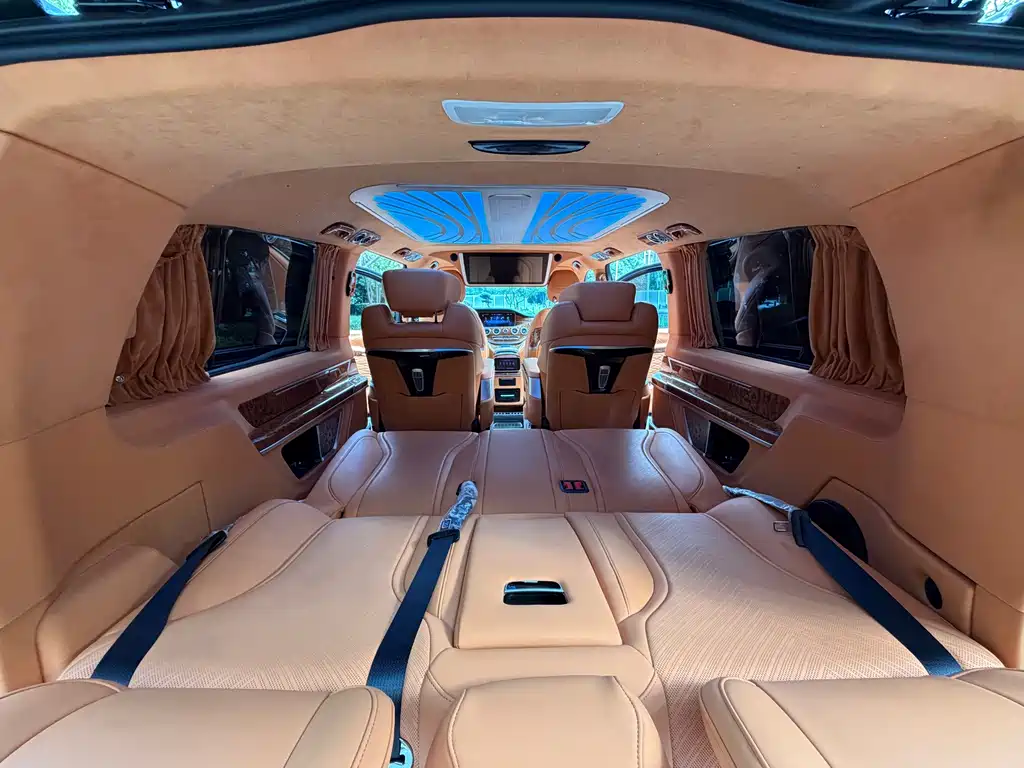 Mercedes-Benz Vito — миниатюра 14