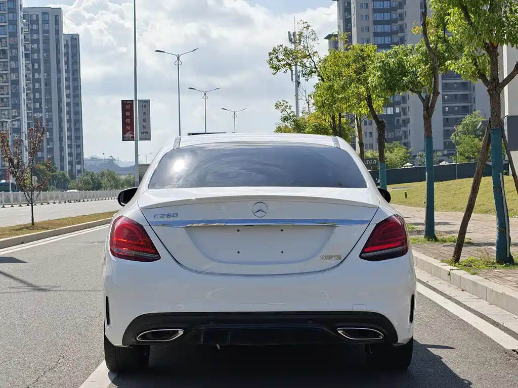 Mercedes-Benz C-Class — миниатюра 4