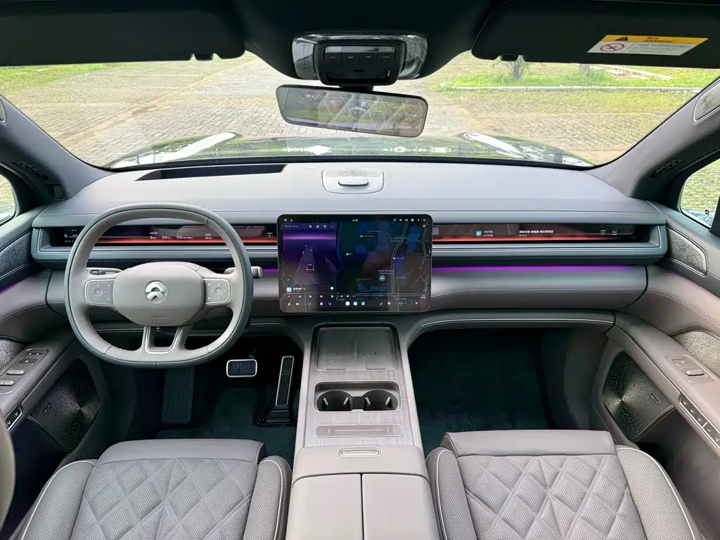NIO ES8 2026 мест Executive Luxury