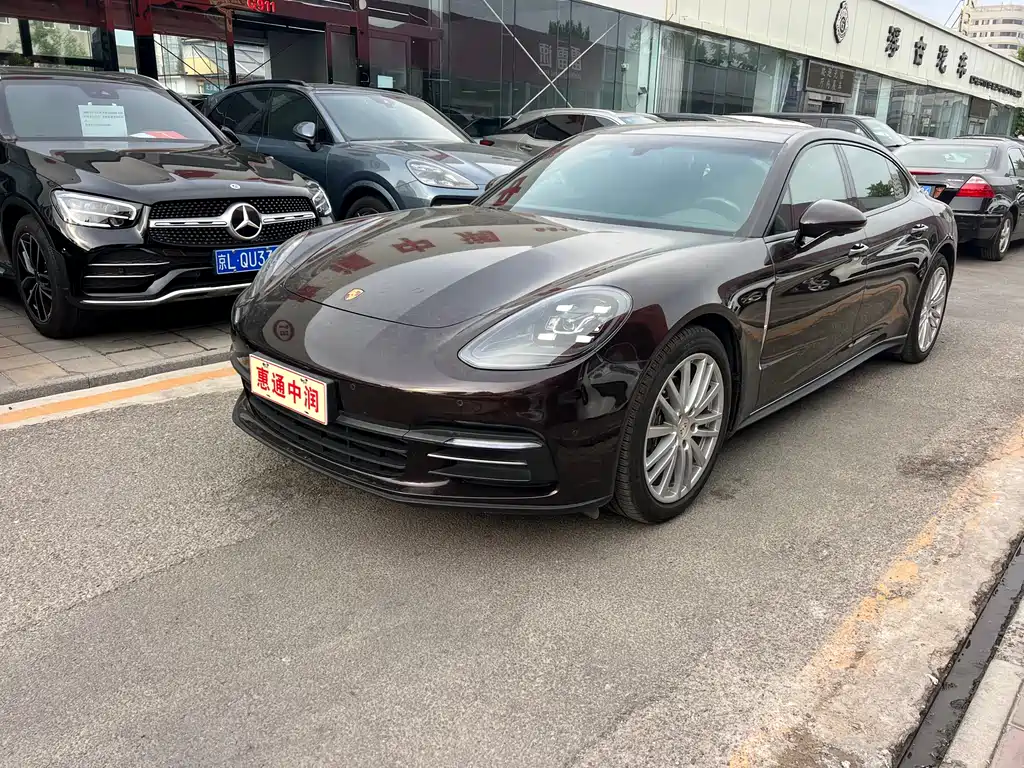 Porsche Panamera 2018