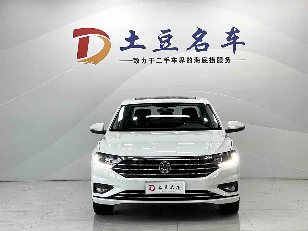 Volkswagen Sagitar 2021 280TSI DSG