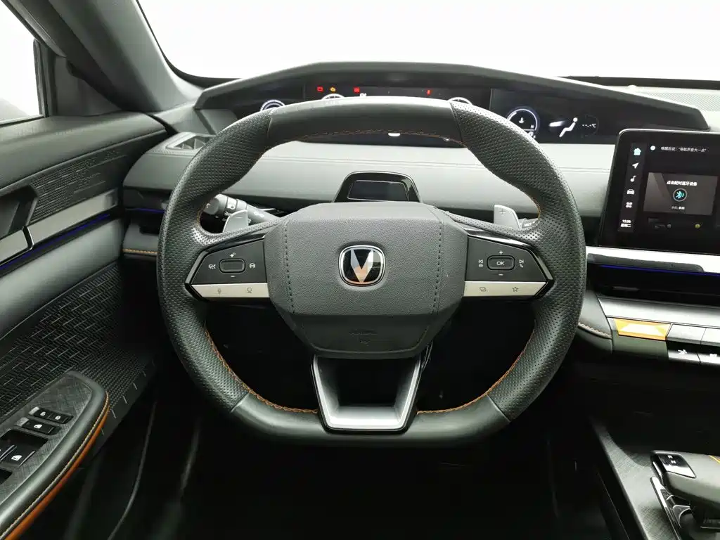 Changan UNI-V — миниатюра 11