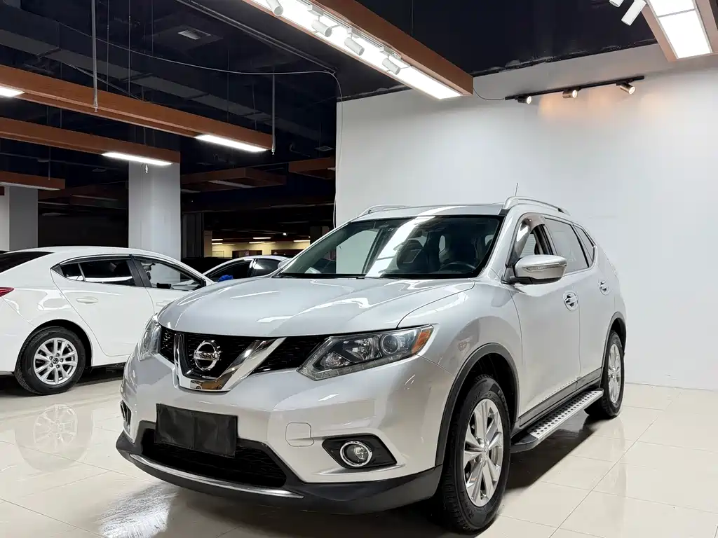 Nissan X-Trail 2015
