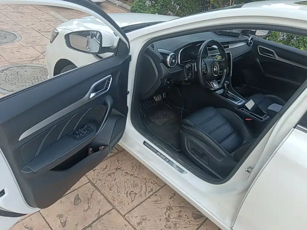 MG MG6 — миниатюра 16