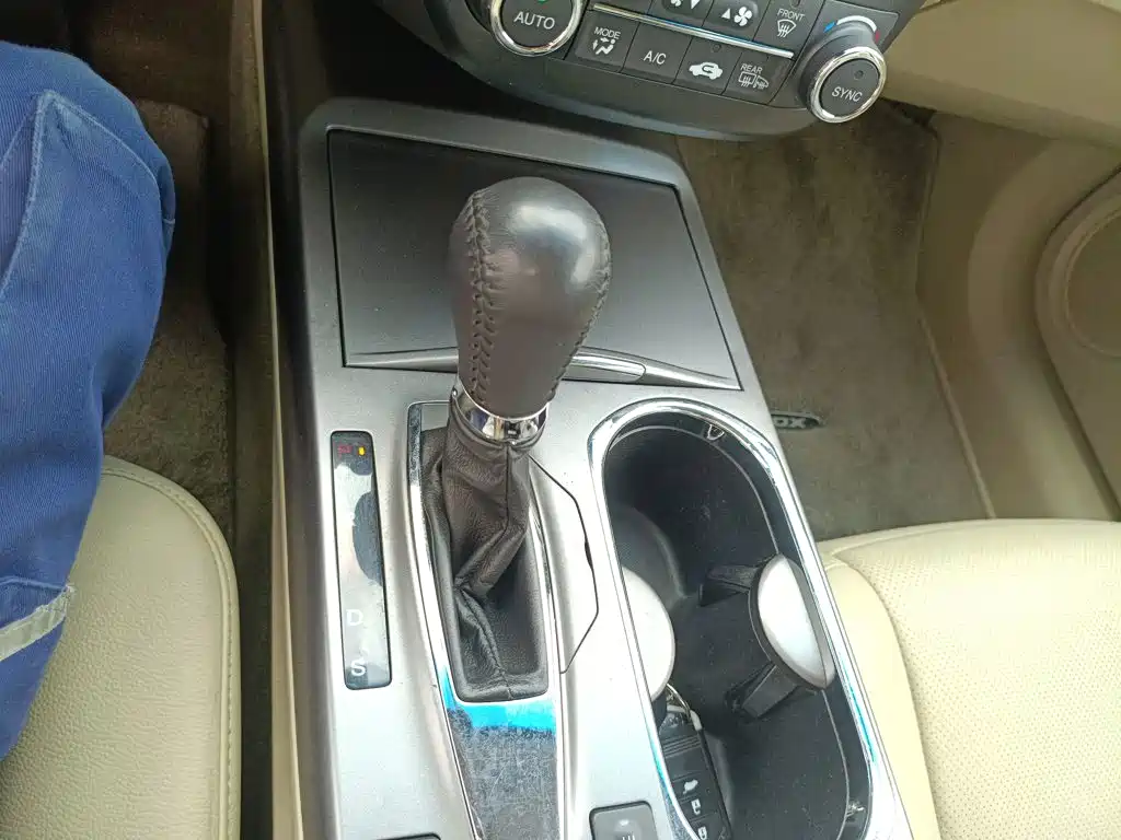 Acura RDX (Import) — миниатюра 10