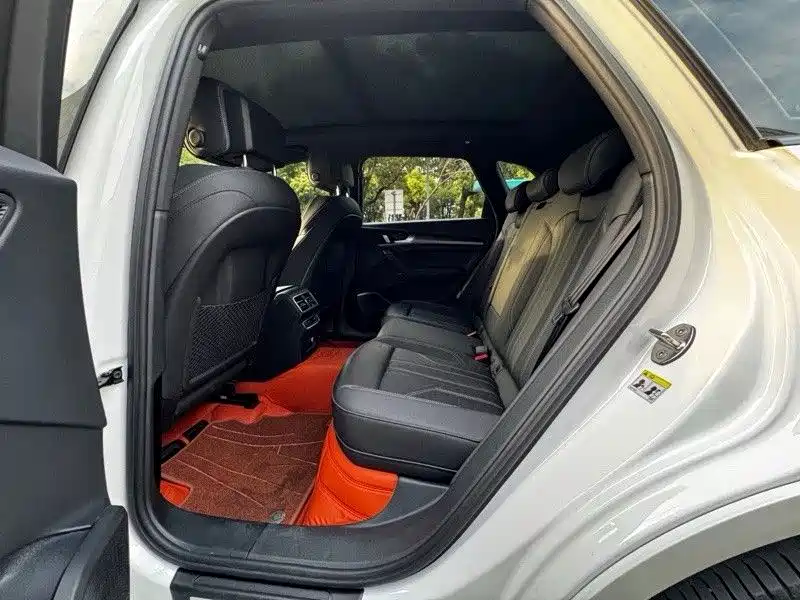 Audi Q5L — миниатюра 9