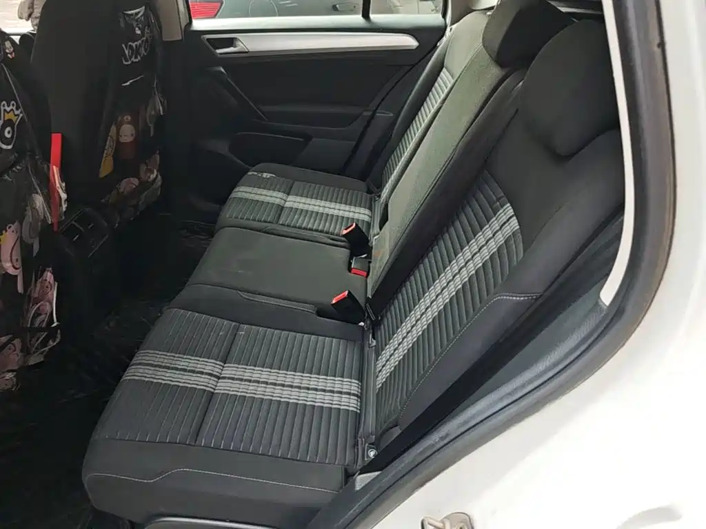 Volkswagen Golf Sportsvan — миниатюра 17
