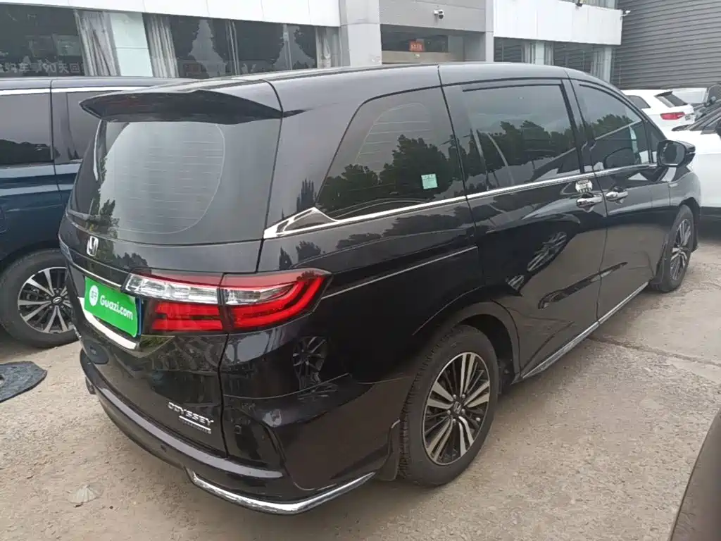 Honda Odyssey — миниатюра 7