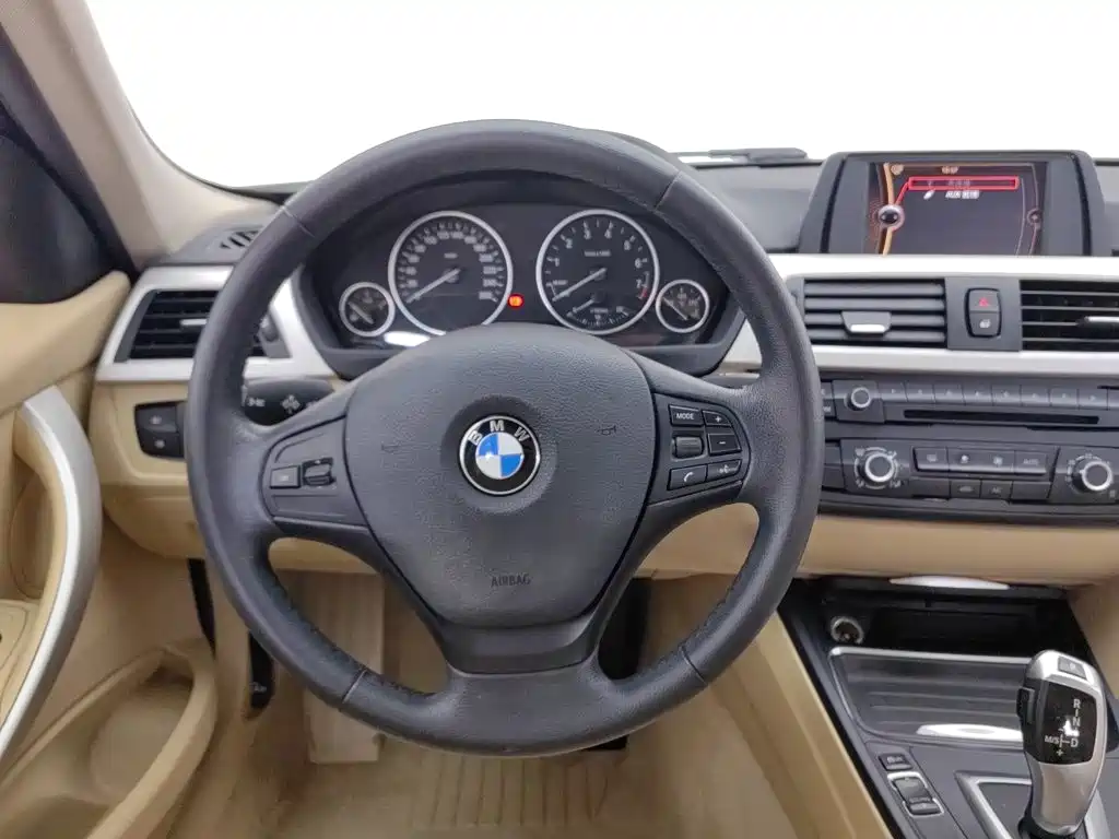 BMW 3 Series — миниатюра 11