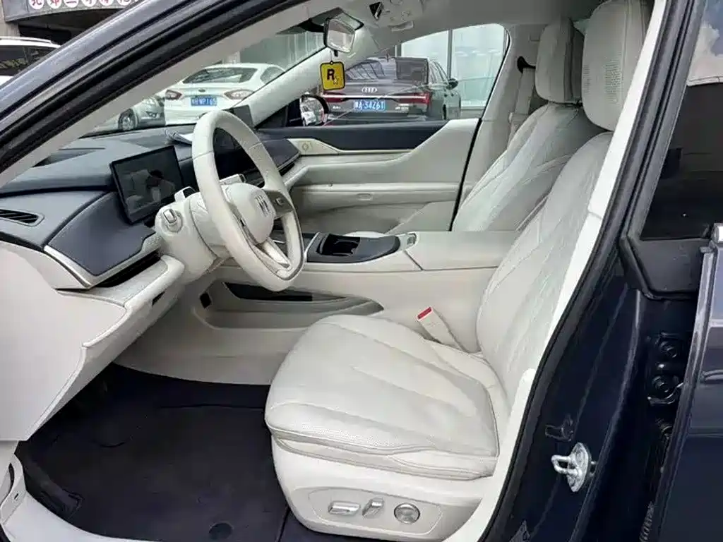 Buick Electra L7 — миниатюра 4