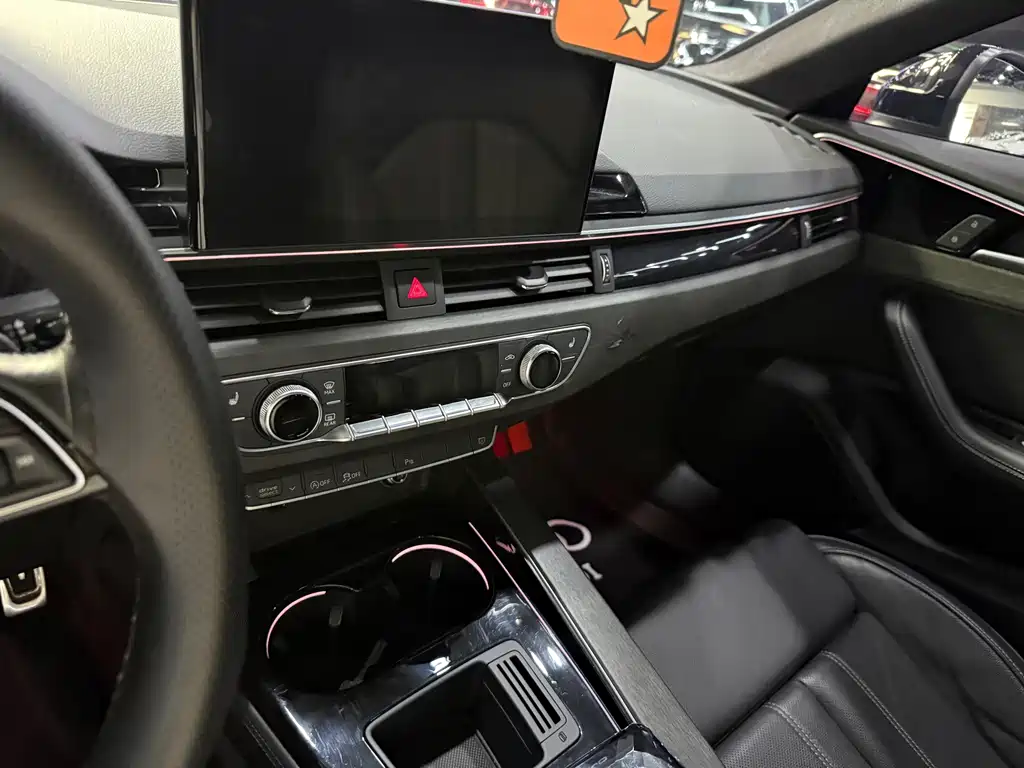Audi A4L — миниатюра 7