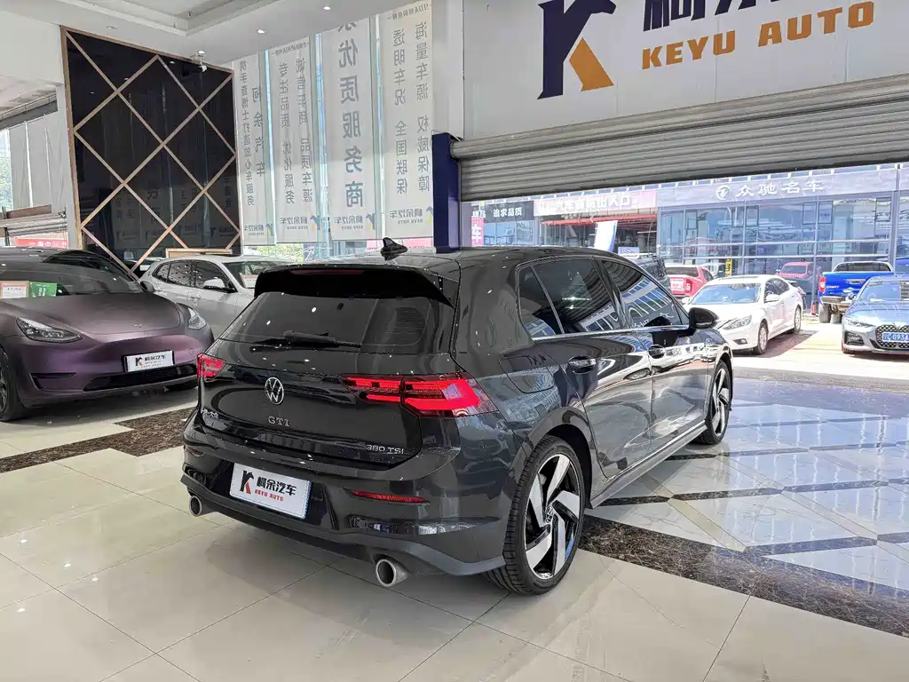 Volkswagen Golf GTI — миниатюра 17